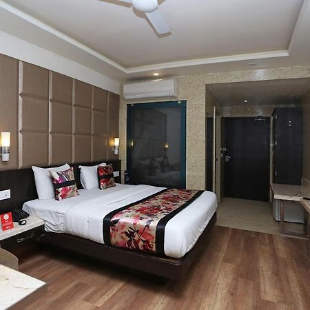 Hotel Deep Κανπούρ Εξωτερικό φωτογραφία