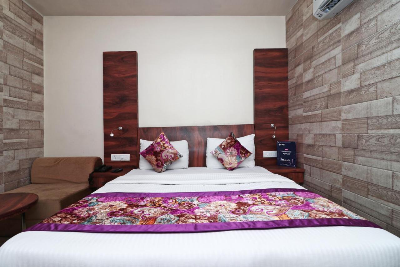 Hotel Deep Κανπούρ Εξωτερικό φωτογραφία