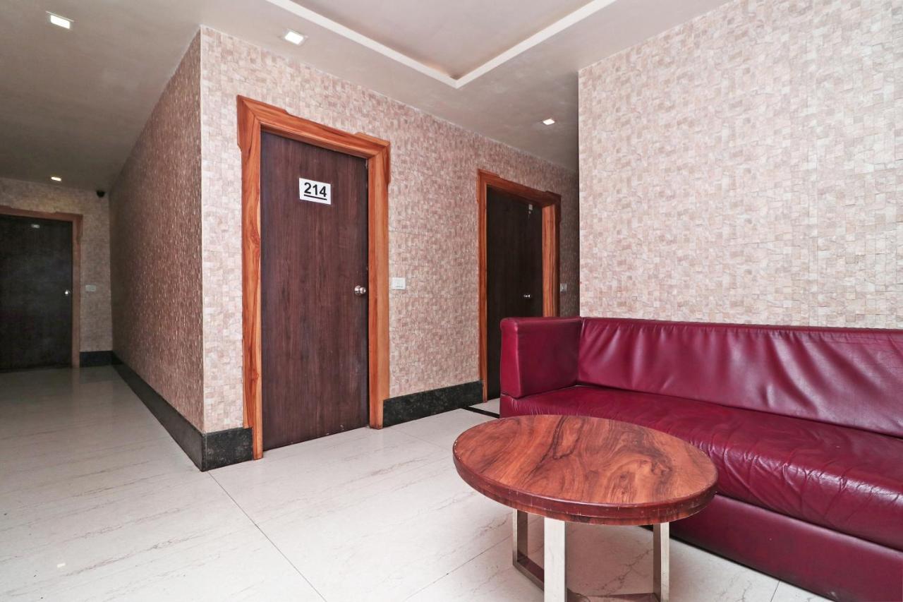 Hotel Deep Κανπούρ Εξωτερικό φωτογραφία