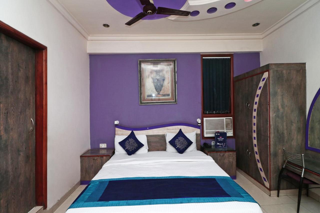 Hotel Deep Κανπούρ Εξωτερικό φωτογραφία