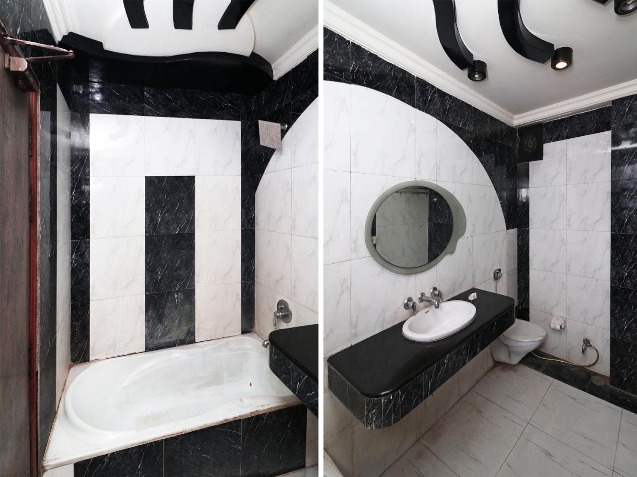 Hotel Deep Κανπούρ Εξωτερικό φωτογραφία